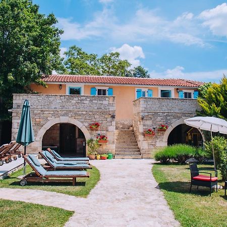 Casa Karnevali Villa Žminj Екстериор снимка