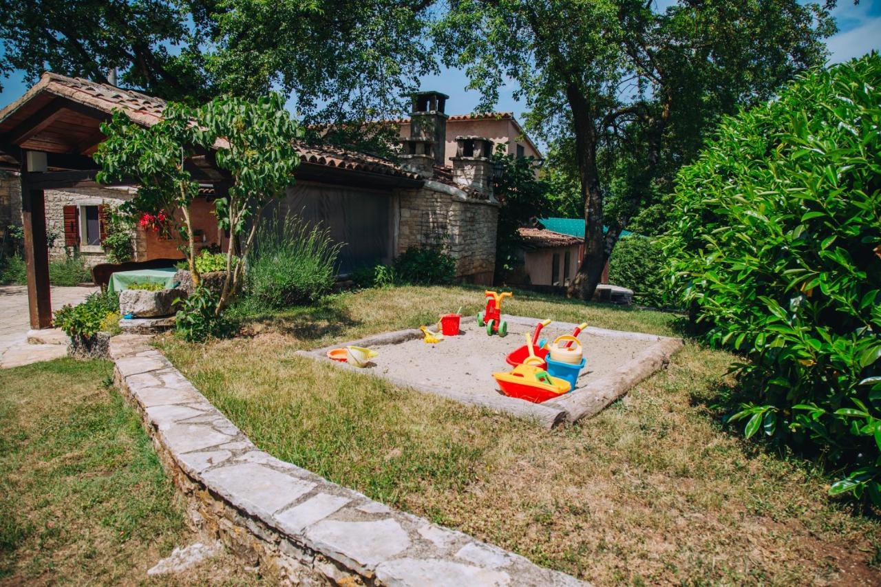 Casa Karnevali Villa Žminj Екстериор снимка